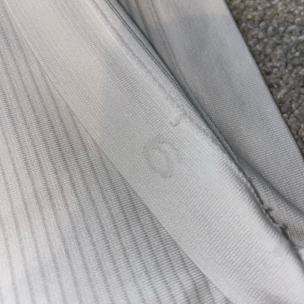 White Swiftly Tech - image 4